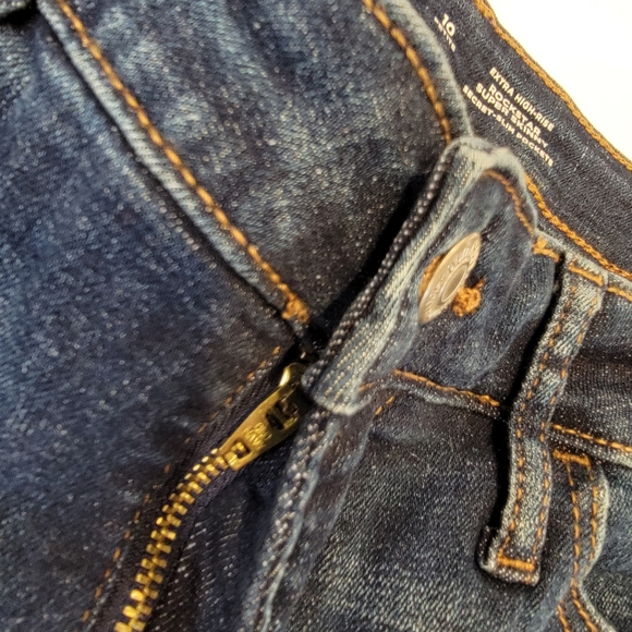 Old Navy Rockstar Extra High-Rise Super Skinny Distressed Jeans Size 10 P NWT! - Picture 13 of 17